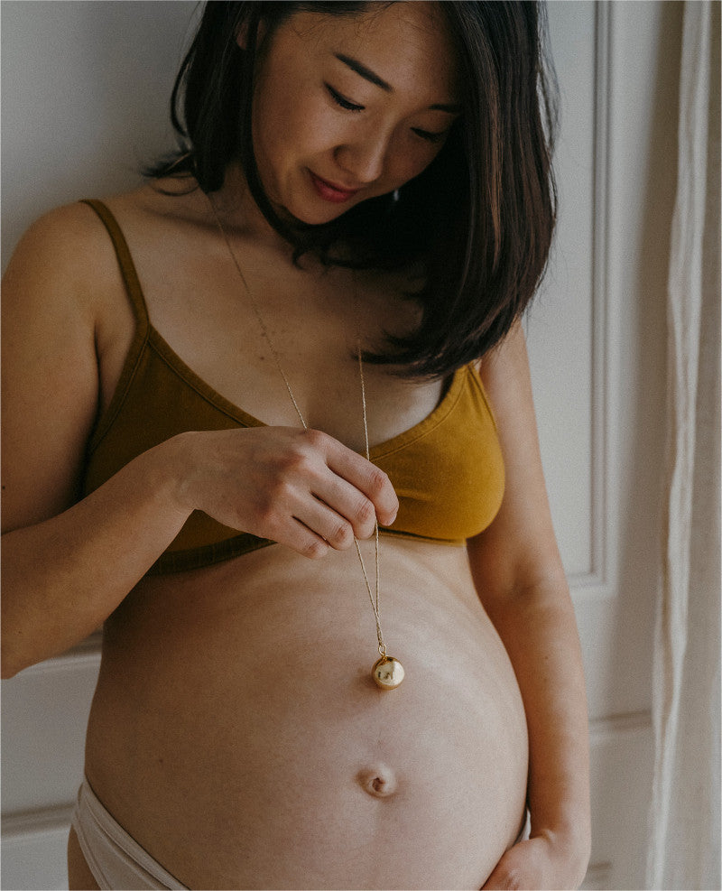 Bola GINKGO sur chaine finition or rose
