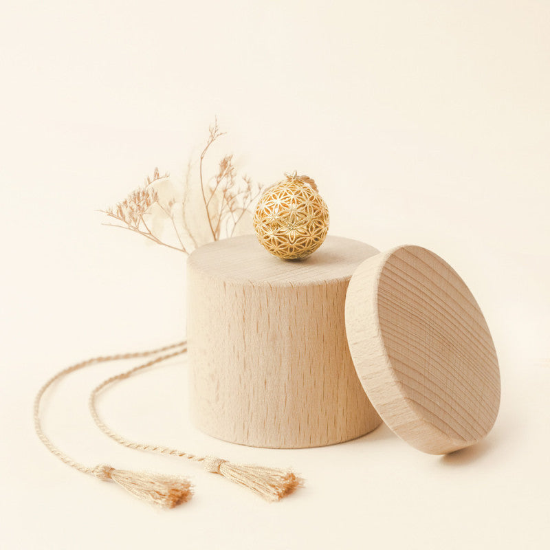 Coffret FLEUR DE VIE sur cordon